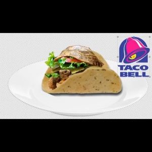 Meet your Posher, Claire